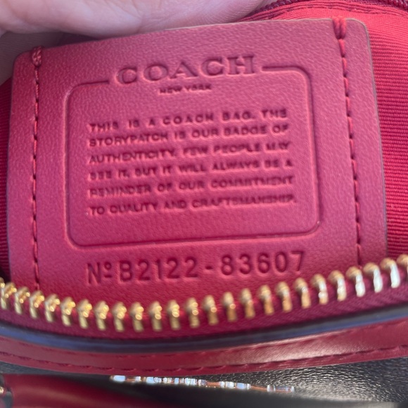 Coach Medium Signature Brown and Red Rowen - Picture 6 of 7